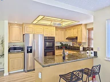 1231 Hercules Ave, photo 2