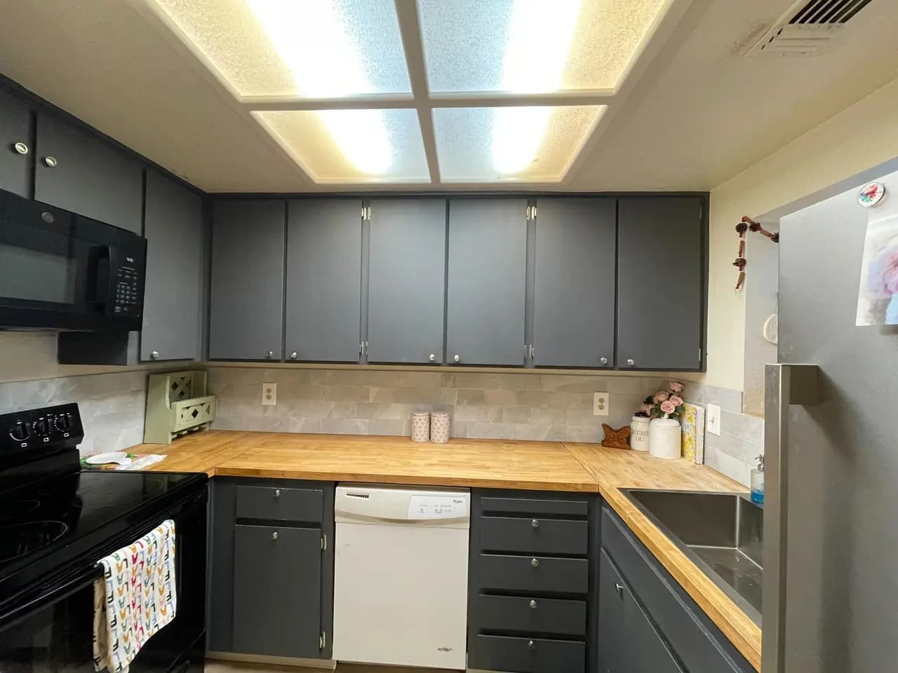 1876 Santa Fe St, photo 3