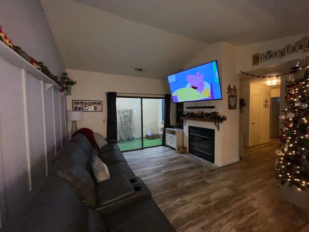 1876 Santa Fe St, photo 5