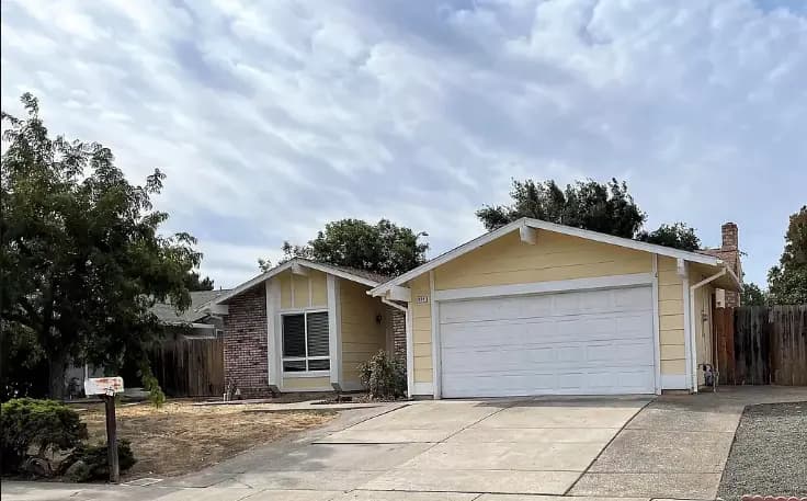 2128 Apricot Ct, photo 1