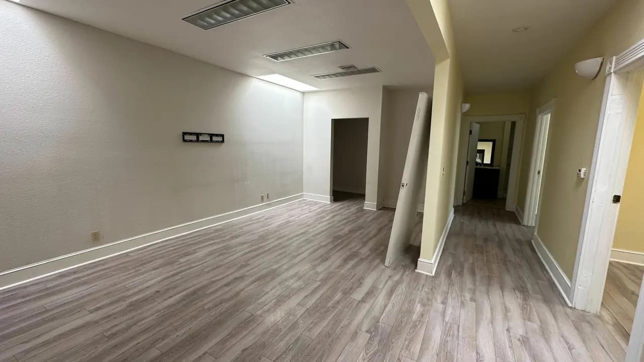340 Cumberland St, photo 2