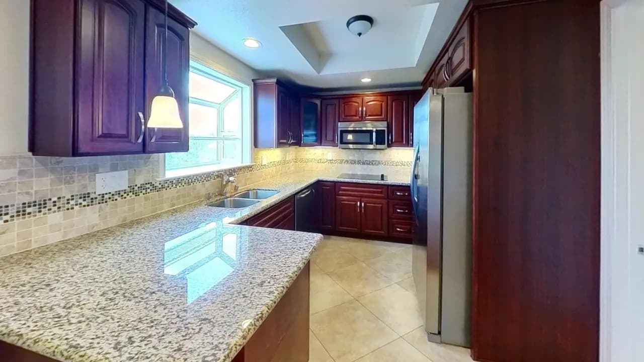 3910 Alta Vista Cir, photo 8