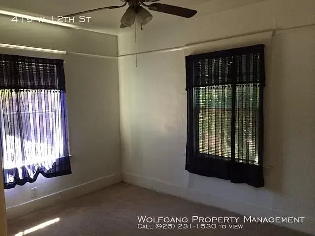 419 W 12th St, photo 4