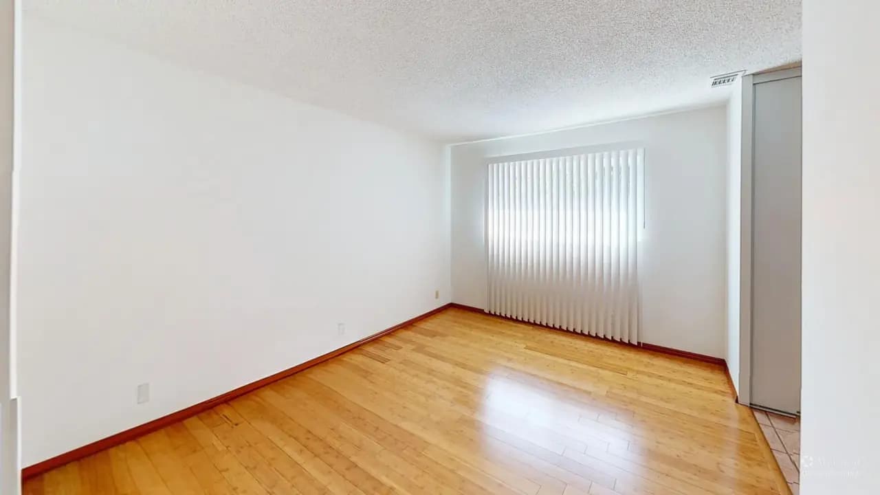 148 Princeton Ave, photo 2