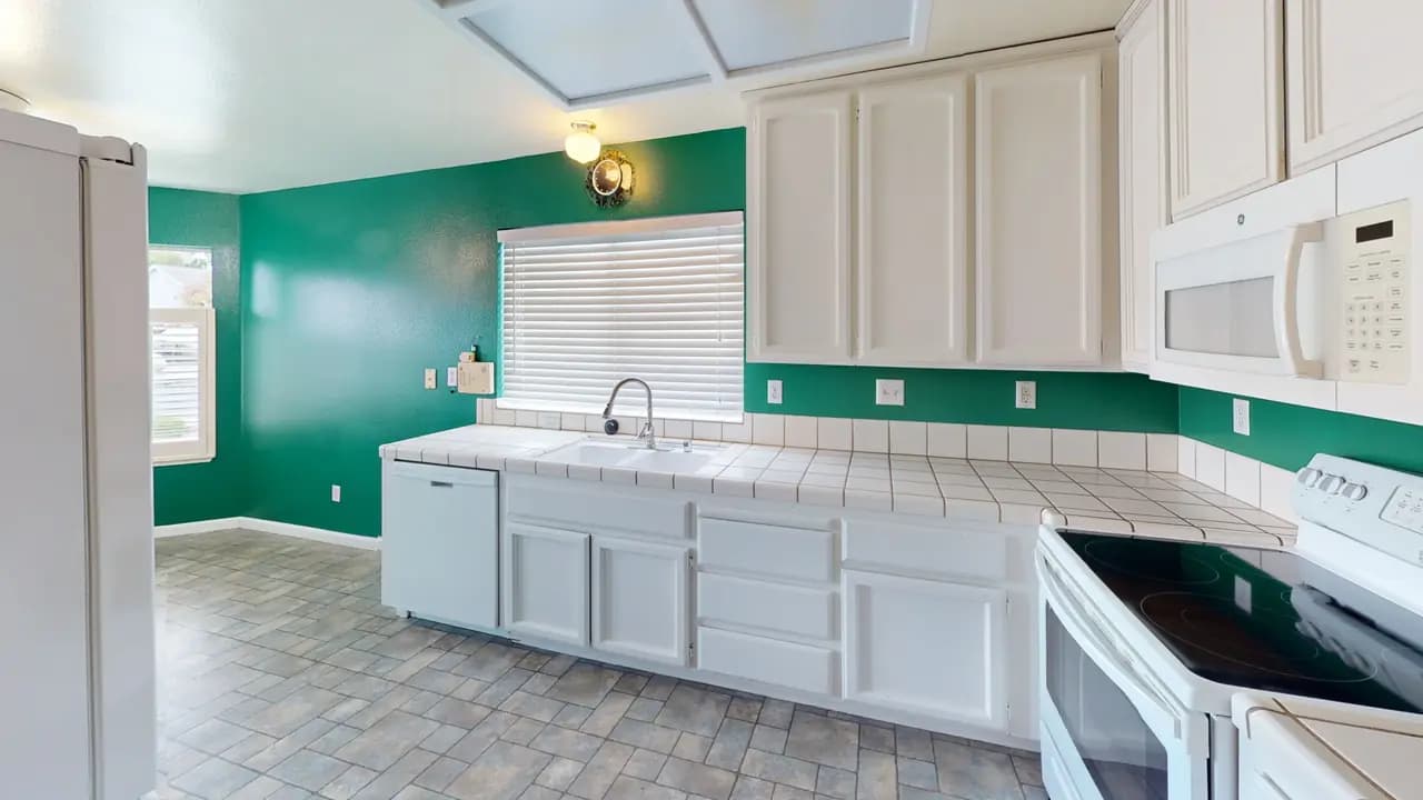 1801 Fairhaven Ct, photo 2
