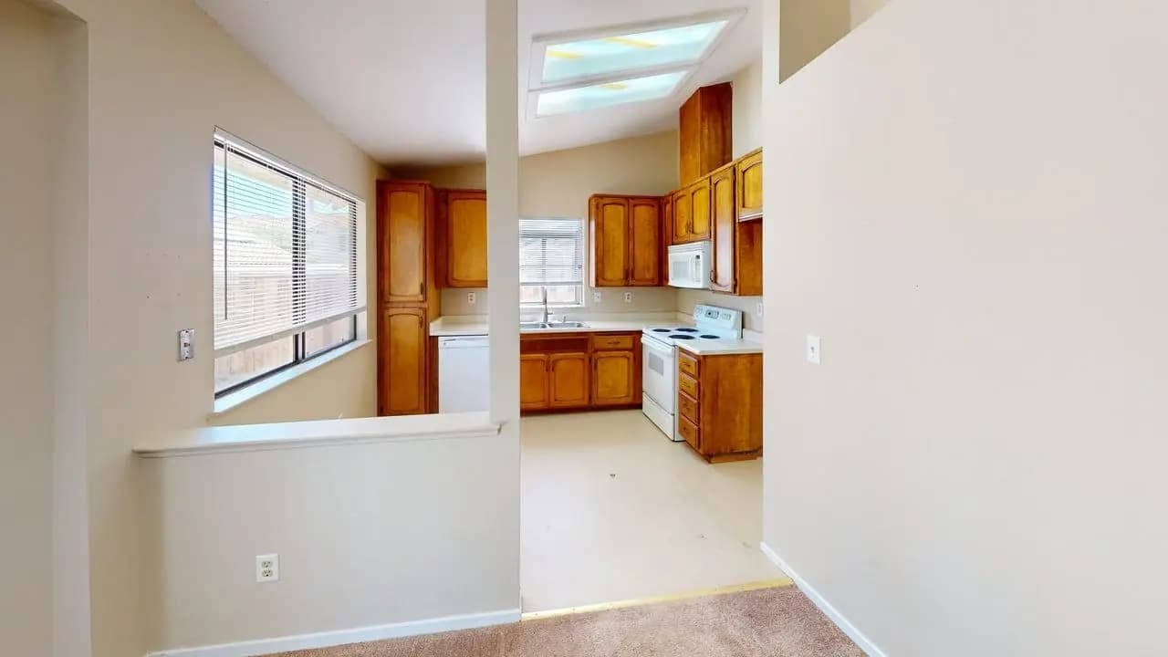 2825 Cashew St, photo 9