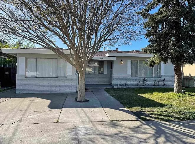 298 Dimaggio Ave, photo 1