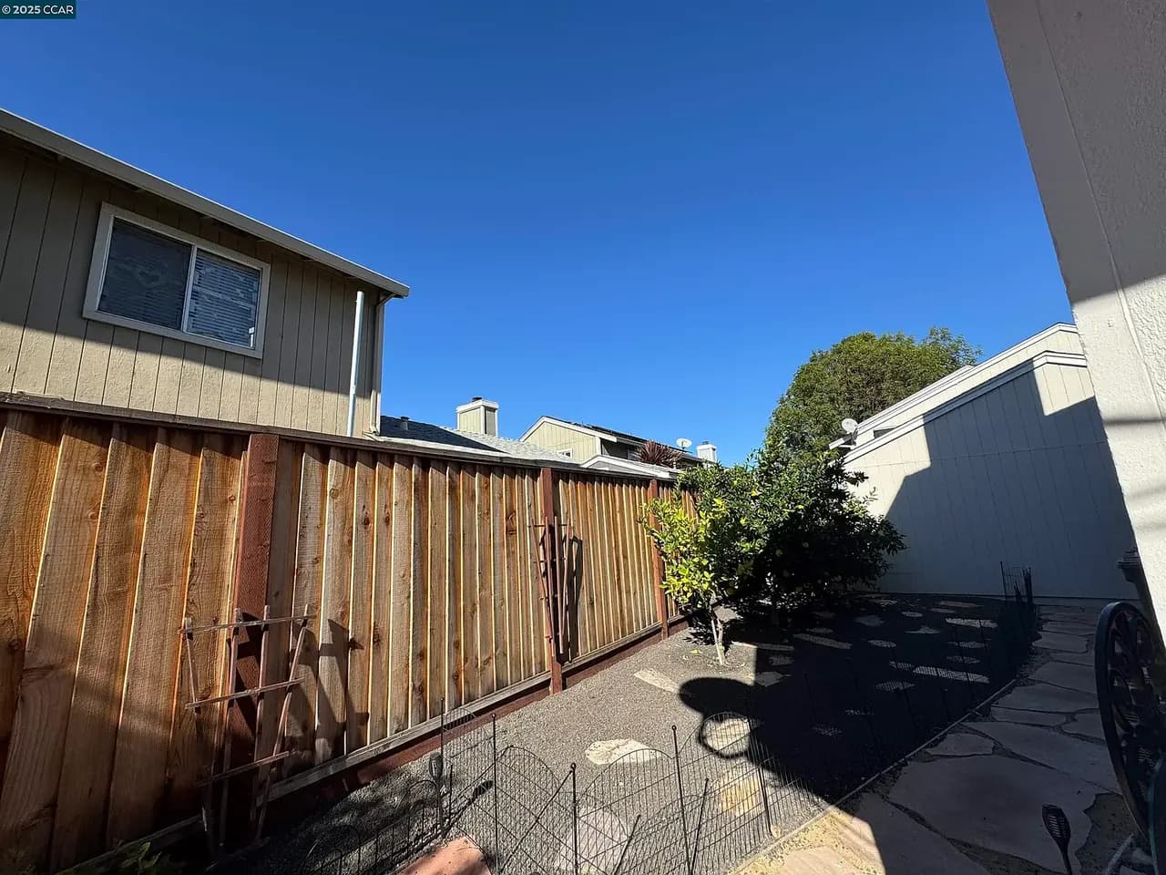 837 Oakwood Way, photo 5